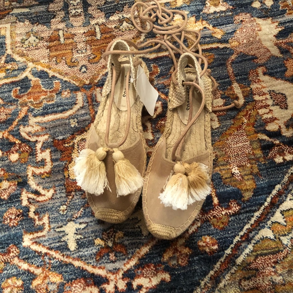 Soludos Espadrilles Platform Sandals.